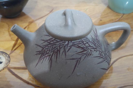 沖泡肉桂用紫砂壺還是蓋碗，武夷巖茶肉桂可以用紫砂壺沖泡嗎？