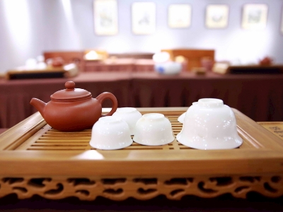 千萬別做兼職茶藝師，女人學(xué)茶藝好嗎？