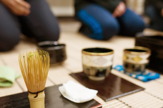 女人喝茶要行扣茶禮嗎，叩茶禮女士能用嗎？