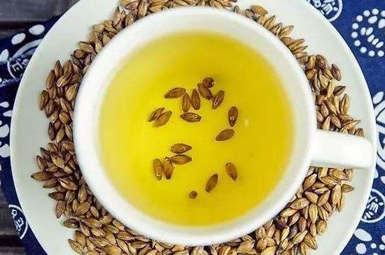 飯店喝的聞起很香的茶，餐館里的蕎麥茶還是大麥茶？