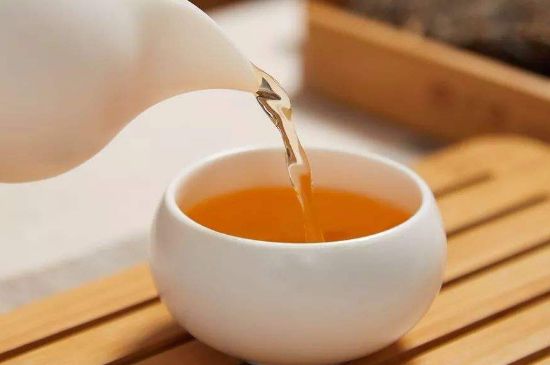 泡好的茶水放冰箱能保存多久，泡好的茶冷藏放多久？