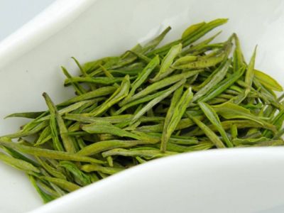 白茶顏色變黃還能喝嗎，發(fā)黃的白茶好不好？