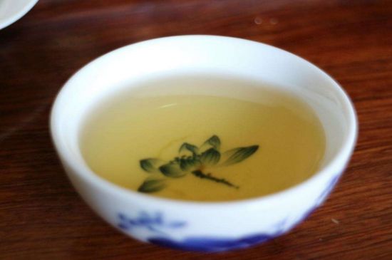 茉莉香精茶的鑒別方法，茉莉茶加香精怎樣識(shí)別？