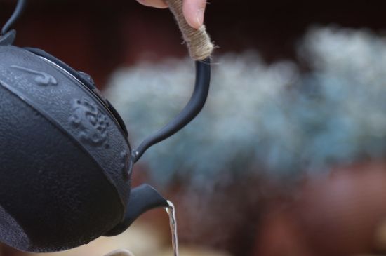 鐵壺是泡茶還是煮茶，鐵壺泡茶好嗎