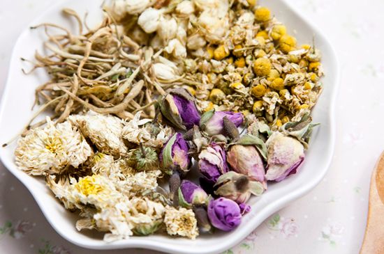 祛濕最有效的泡花茶，濕氣重適合泡什么花茶？