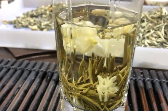茉莉花花茶能煮嗎，喝茉莉花茶適合煮好還是泡好？