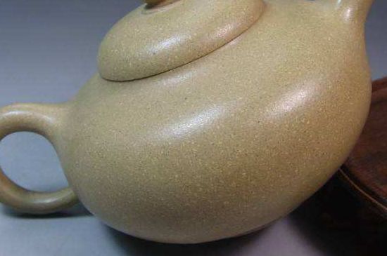 一把真正的本山綠泥壺最低多少錢，什么價(jià)格能買到本山綠泥紫砂壺？