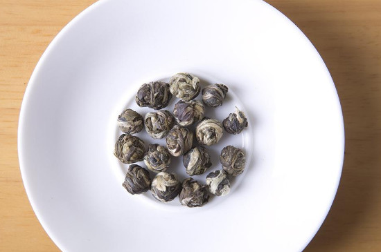 茉莉龍珠茶男人能喝嗎，男性夏季可以喝龍珠茶嗎