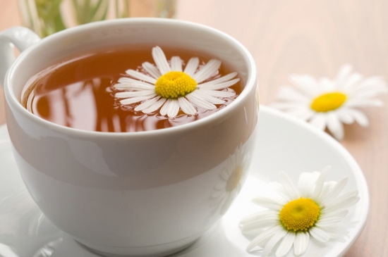 經(jīng)常菊花泡水好嗎，喝菊花茶有什么好處？