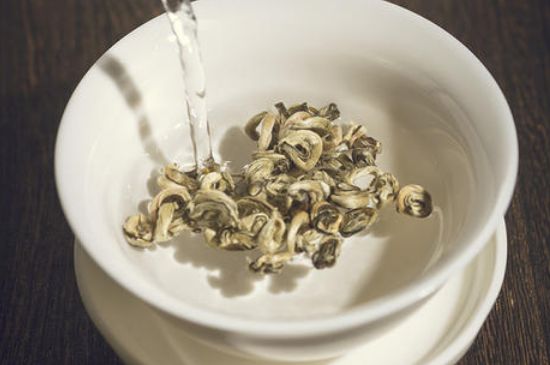 茉莉龍珠分幾種，怎樣分等級(jí)怎么看品質(zhì)