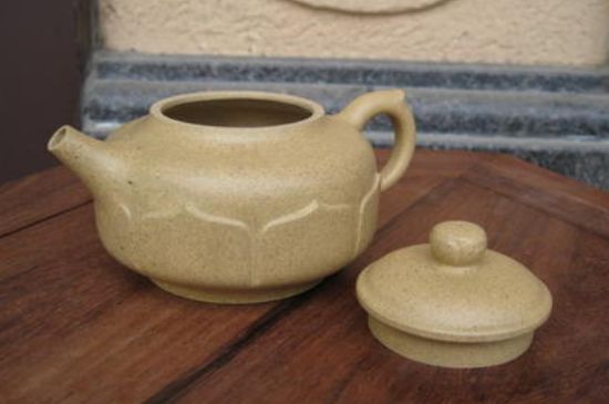 本山綠泥怎么分辨真假，真正的本山綠泥紫砂壺怎么鑒別？
