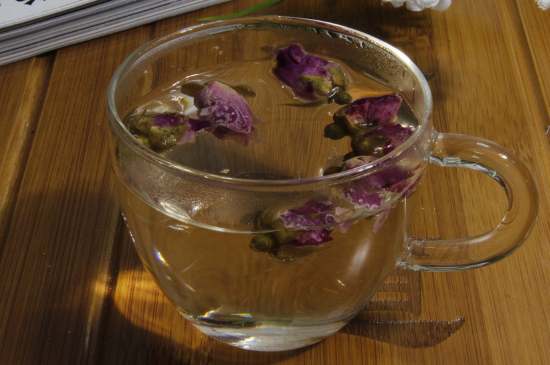 怎么判斷玫瑰花茶好不好，玫瑰花茶怎么樣鑒別