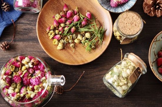 茉莉花和什么在一起喝好，茉莉花喝什么茶搭配？