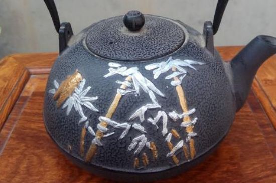 日本新鐵壺多少錢一個(gè)，如何選購鐵壺