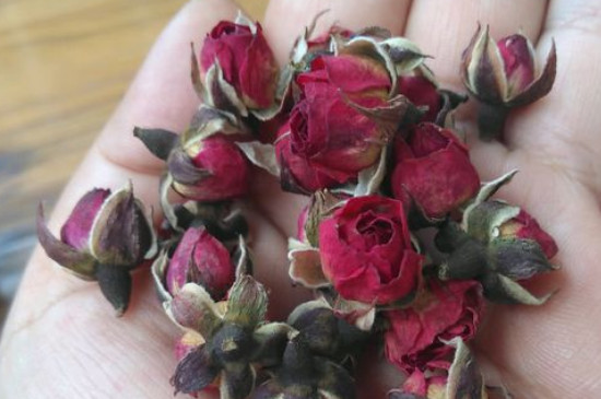 玫瑰花泡水喝的9大禁忌，喝玫瑰花茶有什么禁忌