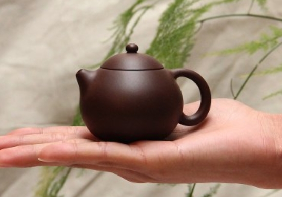 宜興紫砂壺四大經(jīng)典壺型叫什么，傳統(tǒng)紫砂四大名壺介紹