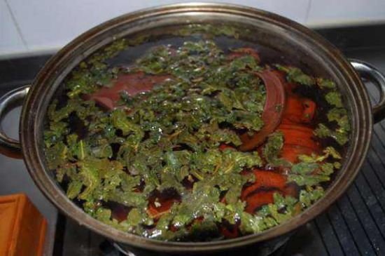 開(kāi)壺放豆腐是錯(cuò)誤的，新買的紫砂壺正確開(kāi)壺建議