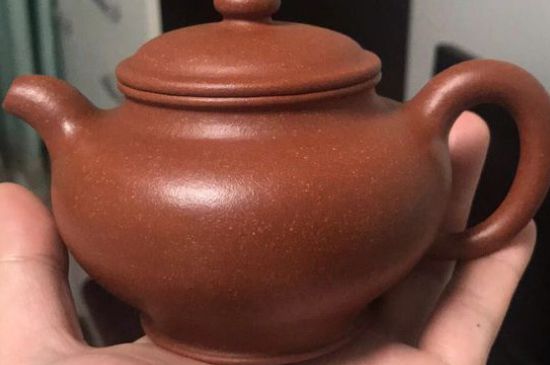 正宗紫砂壺多少錢一套，一套正宗宜興紫砂壺什么價(jià)格