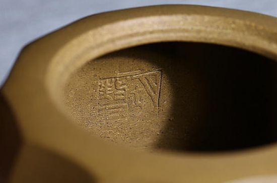 紫砂壺密密麻麻黑點，布滿了很多小黑點的紫砂好嗎