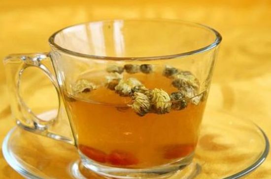 菊花茶的最佳搭配有哪幾樣，菊花茶和什么搭配喝效果好？