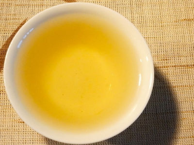 <a href=http://www.rongxm.com/fenlei/wulongcha/ target=_blank class=infotextkey><a href=http://www.rongxm.com/fenlei/wulongcha/ target=_blank class=infotextkey>烏龍茶屬于什么茶</a></a>，有什么功效與作用？