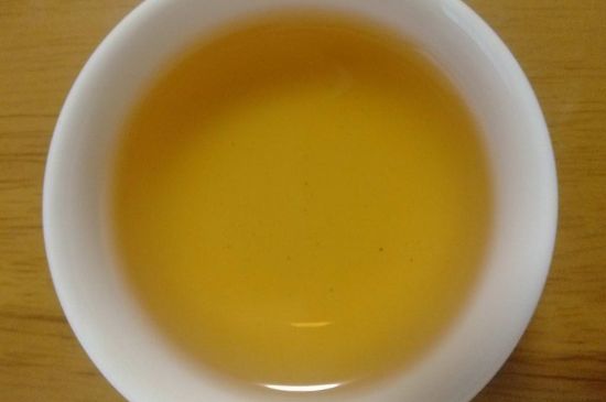 肉桂茶和大紅袍哪個貴，武夷山肉桂與大紅袍的價格比較