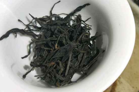 正山小種適合女人喝嗎，女人經(jīng)常喝正山小種茶好嗎