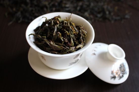 鋸朵仔跟鴨屎香哪個貴，鋸朵子和鴨屎香哪個好喝？