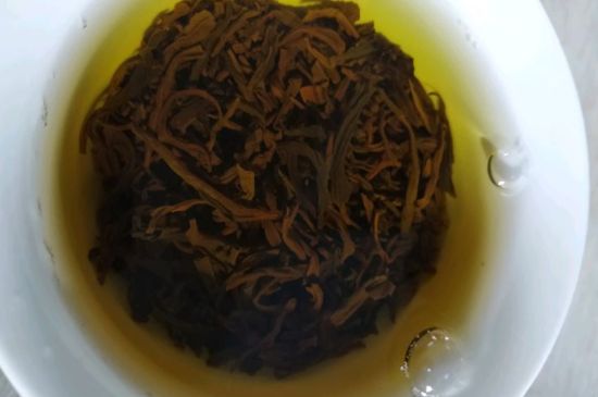 正山小種很細(xì)還很黑亮，正山小種越細(xì)越好嗎