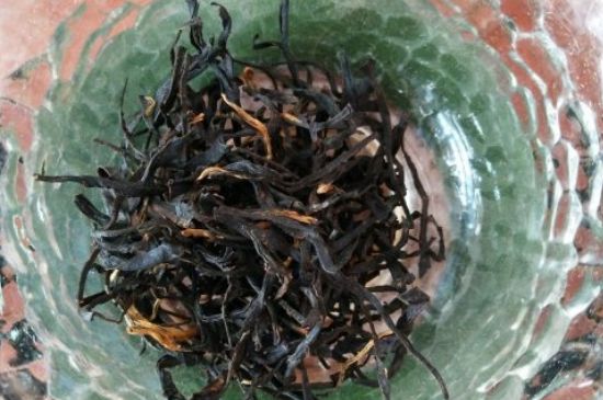 女人晚上喝紅茶好嗎，女人紅茶啥時候喝最好？